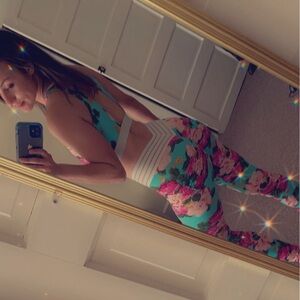 Cute booty lounge leggings floral print